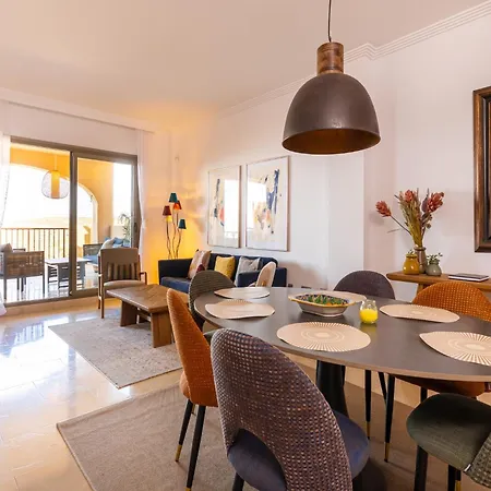 Benahavis Abode With Panoramic Views Appartement