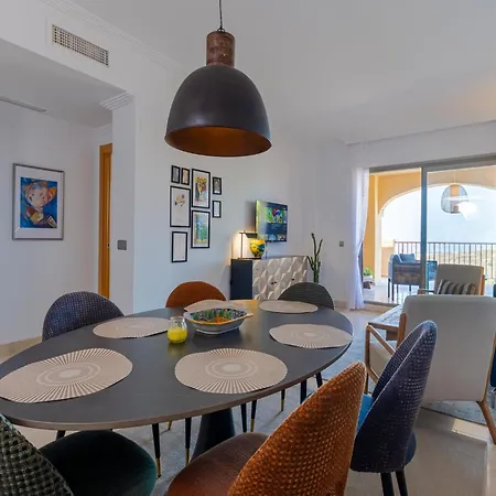 Benahavis Abode With Panoramic Views Appartement *